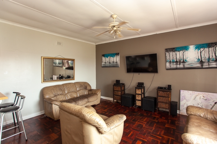 3 Bedroom Property for Sale in Humerail Eastern Cape